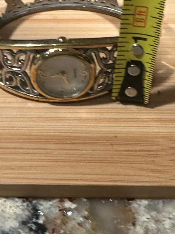 AVON BUTTERFLY Filigree TWO-TONE BANGLE Watch Cuff Quartz Fashion Jewelry - Image 5