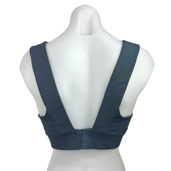 Lululemon Women's Blue Sleeveless Scoop Neck Wide Strap Activewear Sports Top M - Image 2