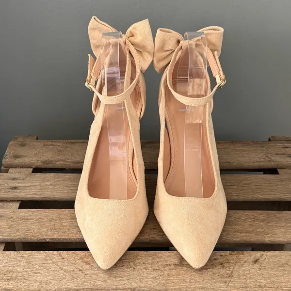 NEW ZBY Women’s Nude Suede Pointed Toe High‎ Heels Size 9.5 A29 - Image 4
