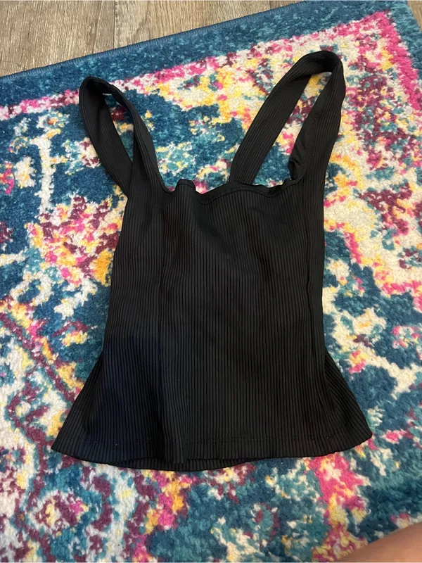 Carbon 38 Black Ribbed Square - Image 4