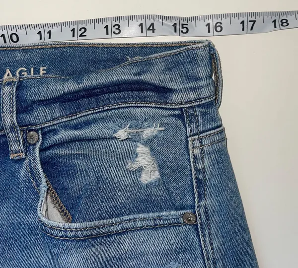 Light Wash Ripped Highest Rise 90’s Boyfriend Jeans - Image 8