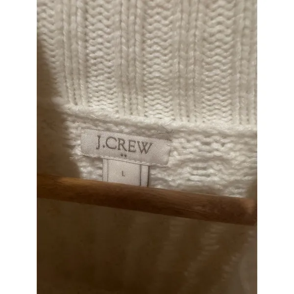 J Crew White Sweater Size L - Image 6