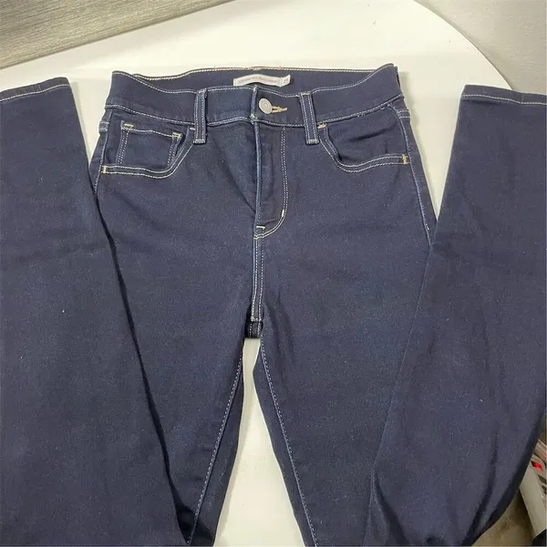 Levi's Women's 720 High Rise Super Skinny Jeans Size 26 Dark Blue - Image 8