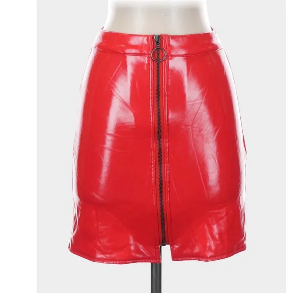 NBD Red Siobhan Faux Leather Mini Skirt XS Front Zip Clubwear Punk Night Out - Image 2