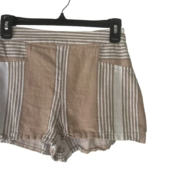 BCBGMAXAZRIA Women's Size 0 White Tan Linen Shorts‎ - Image 2