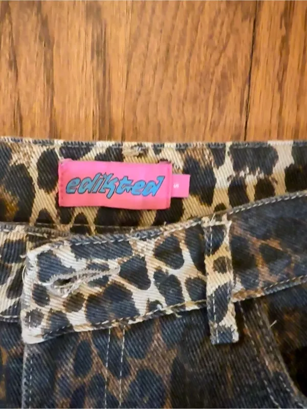 Edikted Leopard Printed Low Rise Jeans - Image 6