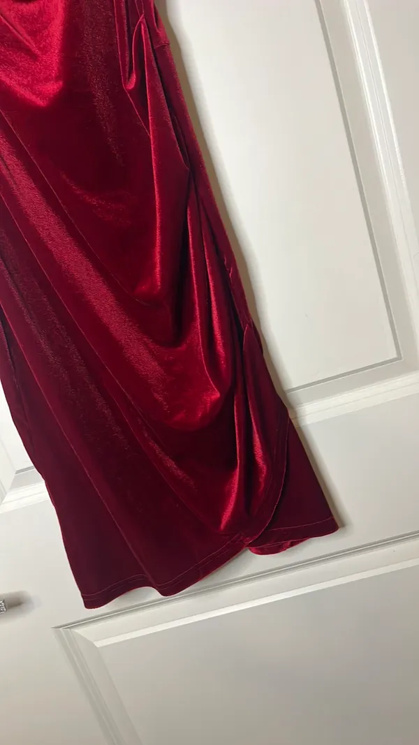 Red Dress - Image 3