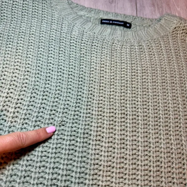 Army green chunky cropped sweater fall style winter pullover size‎ medium - Image 4