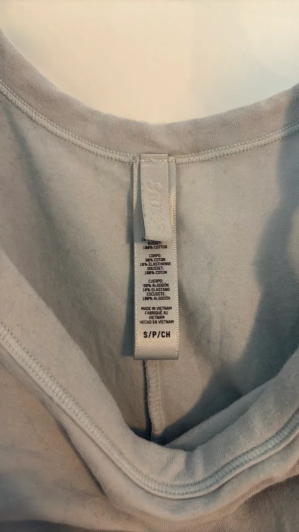 SKIMS Bodysuit - Image 2