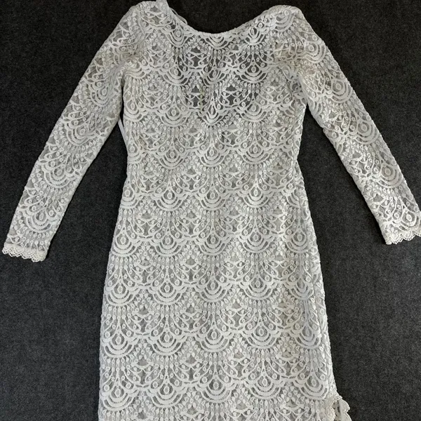 H&M Divided White Lace Maxi Dress Long Sleeve Open Back Side Slit Size 8 - Image 6