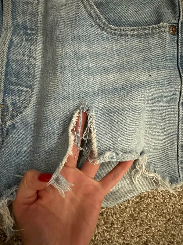 Levi's 501 Shorts - Image 6