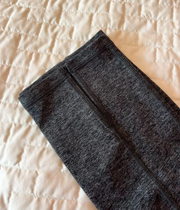 Aerie Offline By Charcoal Heather The Hugger Hi-Rise Slit Hem Pants Size XS - Image 4