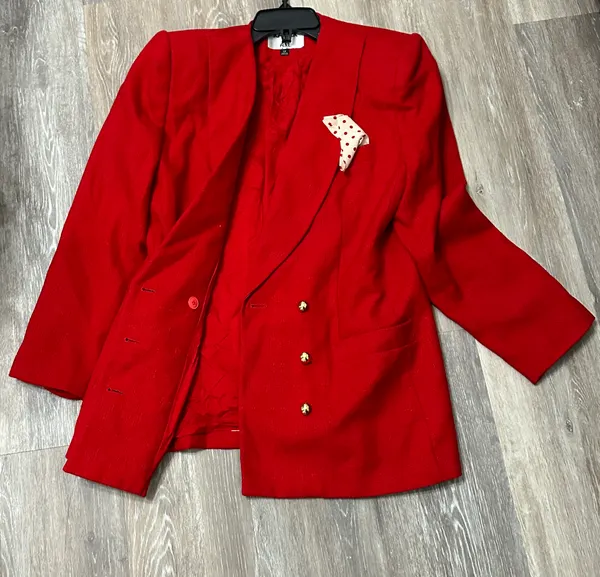 ASL Double Breasted Vintage Blazer is a Size 12. - Image 7