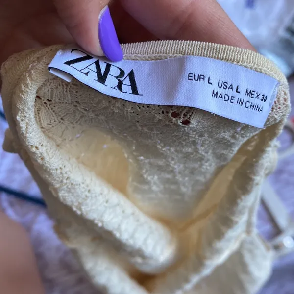 Zara Off White Lace V Neck Bodysuit - Image 3