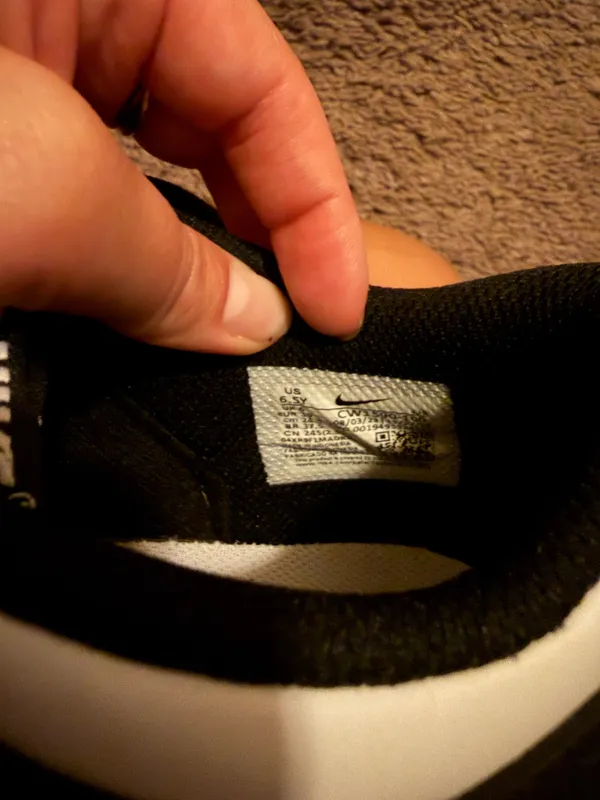 Nike dunks  - Image 4