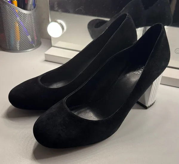  Michael Kors Porter Flex Black Suede Pump Size 7.5 - Image 3