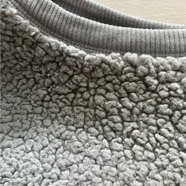 Aerie Gray Sherpa Fleece Zip Front Vest Soft Cozy Sleeveless Jacket Size M - Image 2
