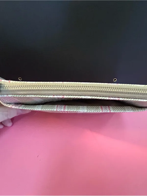 Coach Beige Stripe Wristlet with Pink Accents - Image 6