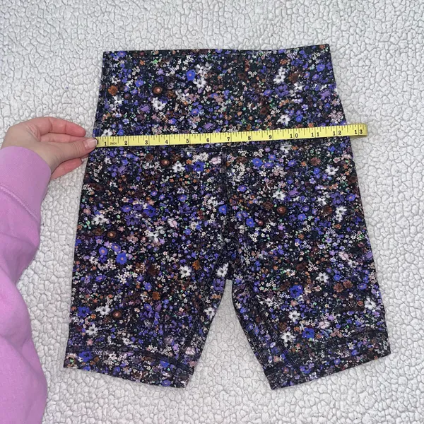 Lululemon Align High Rise Shorts - Image 7