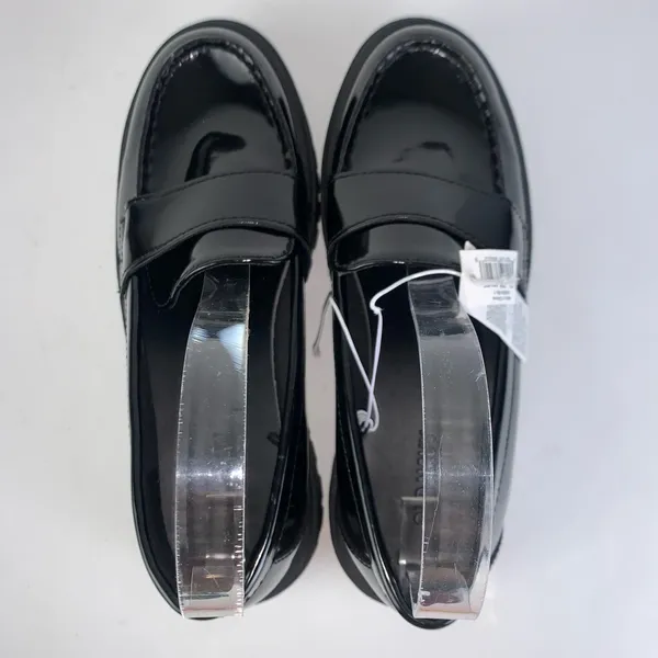 Old Navy Faux-Leather Chunky Heel Loafers womens size 6.5 - Image 11