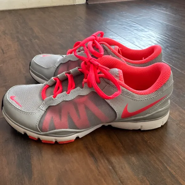 Nike Flex TR 2 Gray Orange Lightweight Training Running Shoes Women's Sz 5 Youth - Image 8