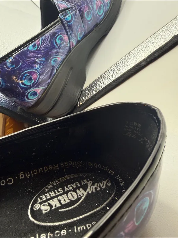 Easy Works by Easy Street Purple Peacock Print Clogs Slip Resistant Size - Image 7