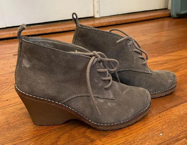 White Mountain Lambert Suede Leather Lace Up Wedge Booties - Size 8 - Image 2