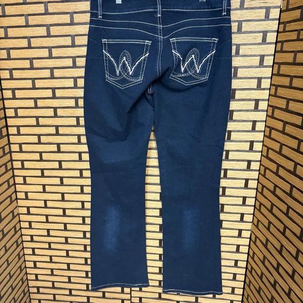Wranglers Darkwash Jeans Size 9/10‎ - Image 2