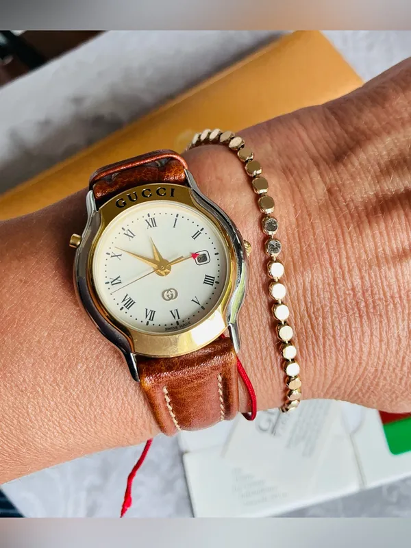 Ladies GUCCI DRESS watch🔥🔥 - Image 13
