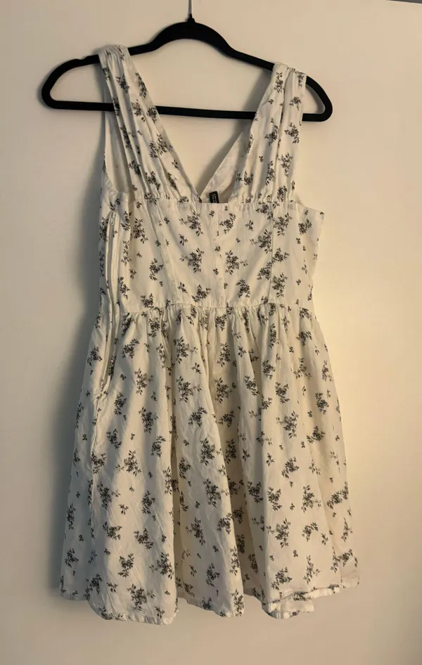 H&M White Floral Sundress - Image 3