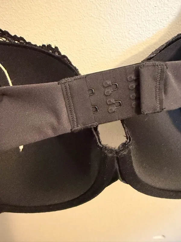 Skims Fits Everybody Lace T-Shirt Bra - 36C - Image 6