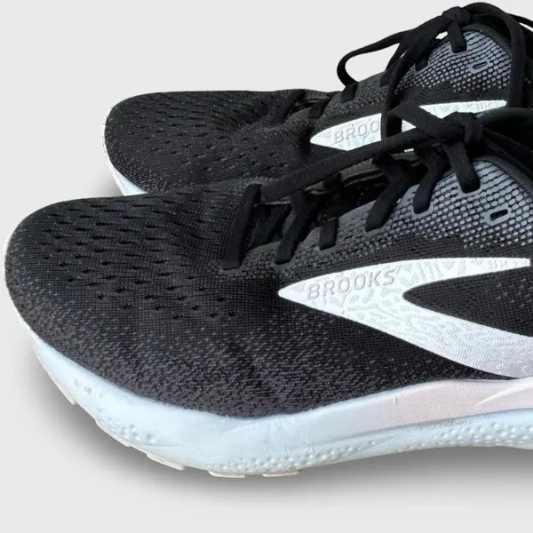 Brooks Ghost 16 Women’s 10.5 Black White Running Shoes Sneakers Athletic - Image 11