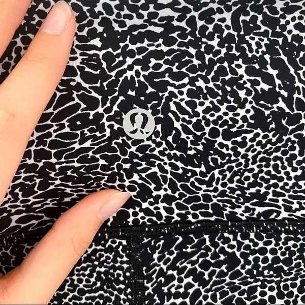 Lululemon Wunder Under HR Tight 2‎ - Image 11