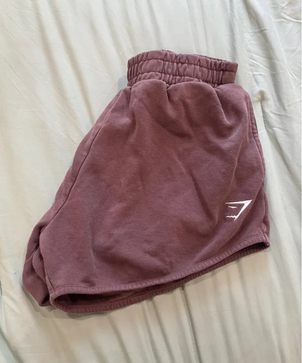 Gymshark sweat shorts - Image 8