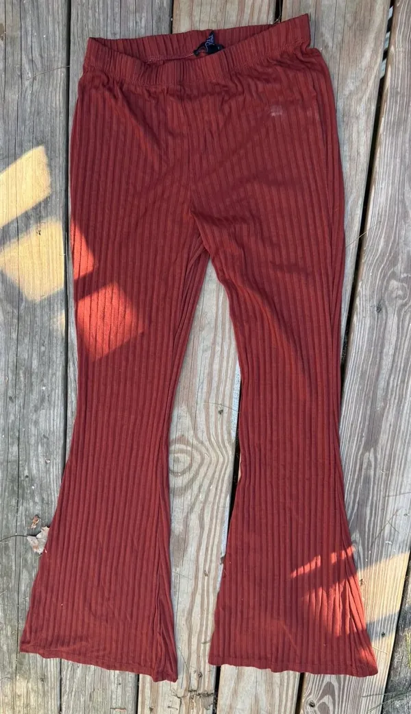 Forever 21 Ribbed Knit Flared Pants Rust Red Medium - Image 2