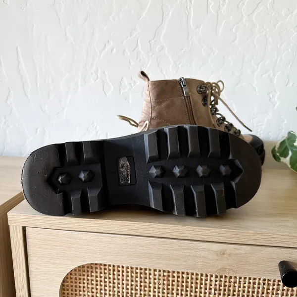 Chase‎ + Chloe | Chelsey Lace-Up Faux Suede Ankle Boot in Tan/Black - Image 5