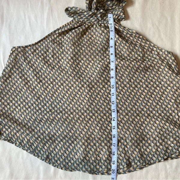 Fab'rik High Neck Halter Tie Flowy Sleeveless Top w/ Muted Geometric Pattern - Image 5