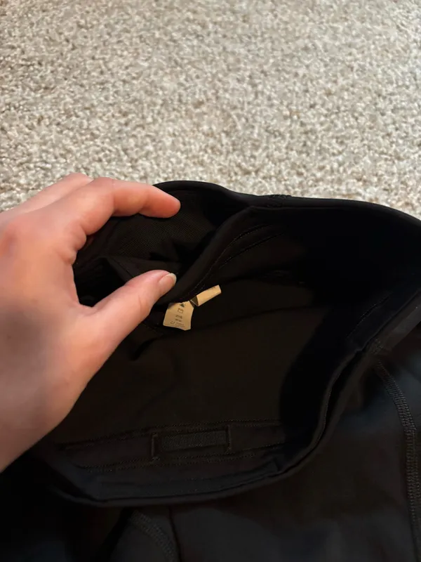 Lululemon Crop Leggings - Image 4