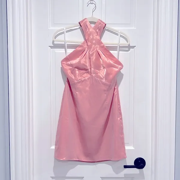 Superdown NWT Samira Mini Dress Medium Pink Criss Cross Halter Open Back - Image 3