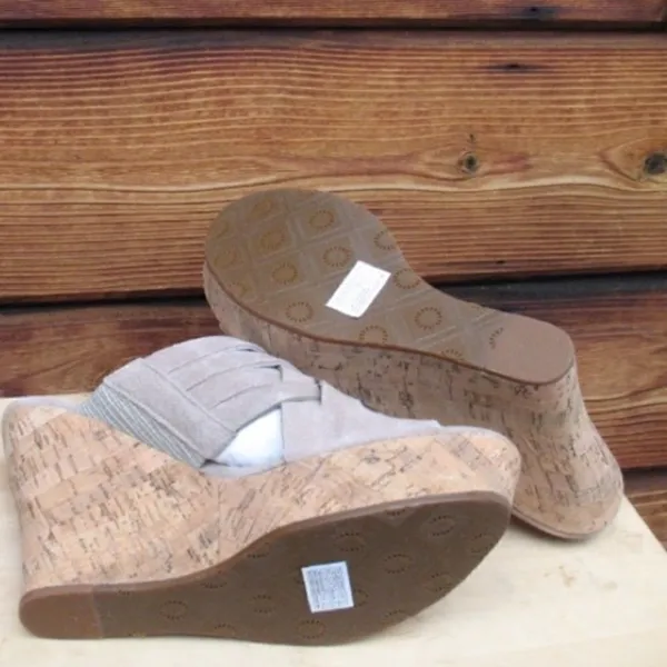 NWB UGG Tan Wedge Sandal - Image 7