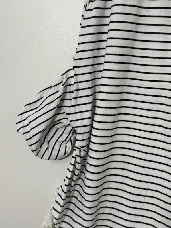umgee USA Women's Striped Short Sleeve Top – Size S – Black & White – Fringe Hem - Image 5