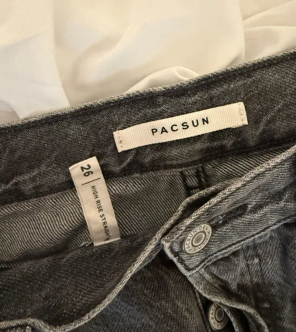 Jeans - Image 3