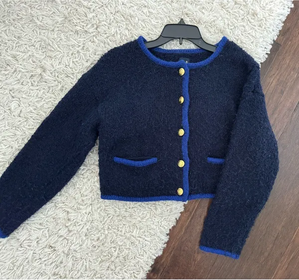 Gap Boucle Cropped Sweater Jacket - Image 3