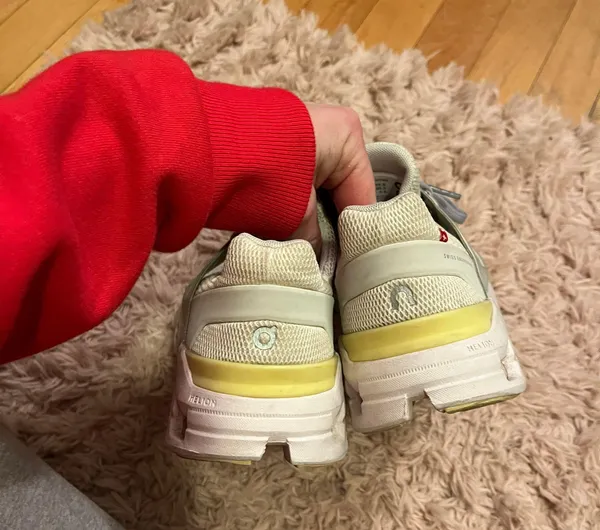 Cloudswift Running Shoes - Image 3