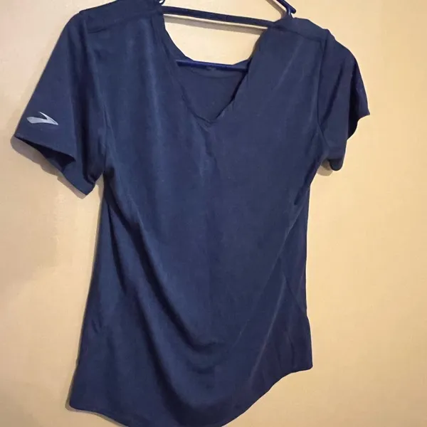 Brooks small blue top - Image 6