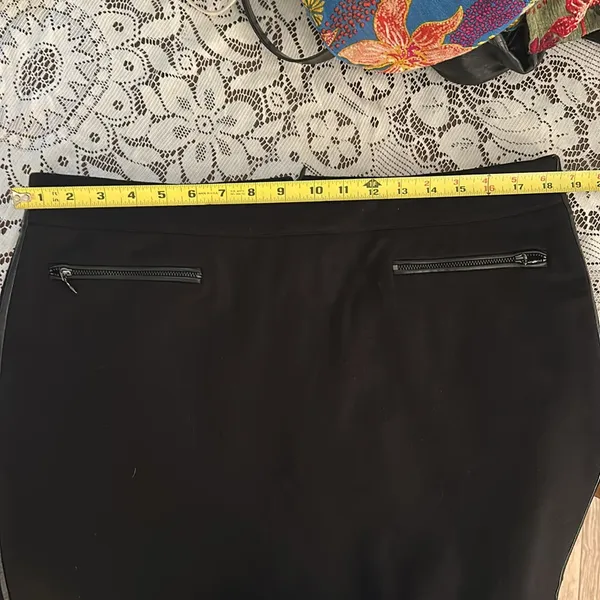 White House Black Market Black‎ Mini Skirt Size 14 - Image 7