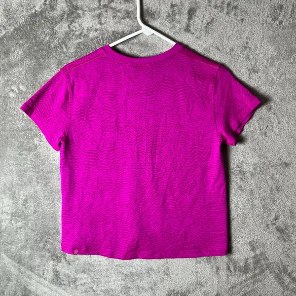 Lululemon Train to Be Seamless Short‎ Sleeve T-Shirt Ripple Wave Purple Size 6 - Image 3
