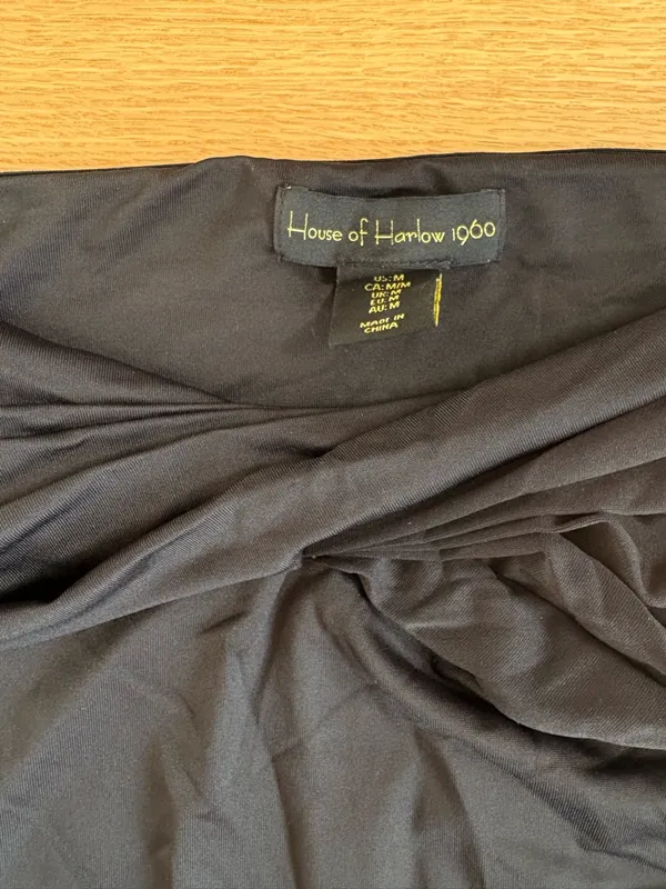 House of Harlow 1960 Strapless Black Midi Dress - Image 3