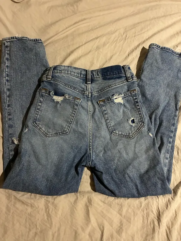 Abercrombie Jeans - Image 2