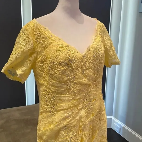 Women’s Yellow Lace Full Length Dress Mother of the Bride Small Train Size L - Image 2